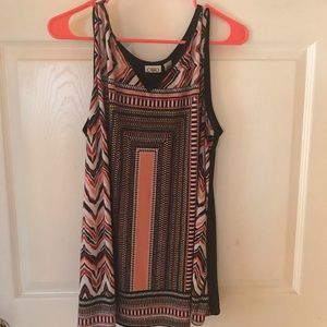 Aztec print tank